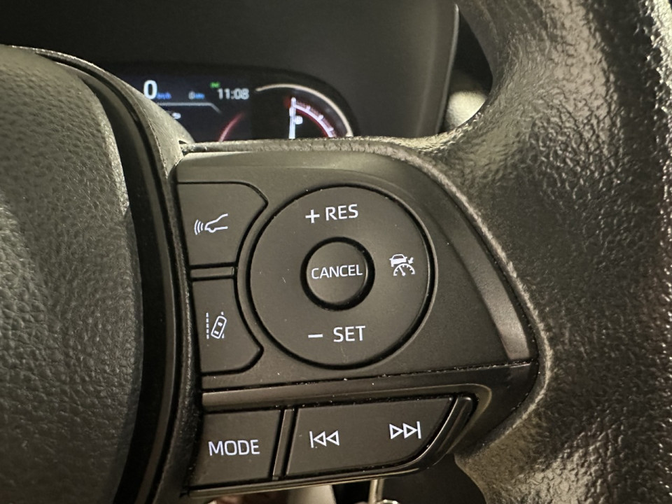 2024 Toyota RAV4 - Image 17