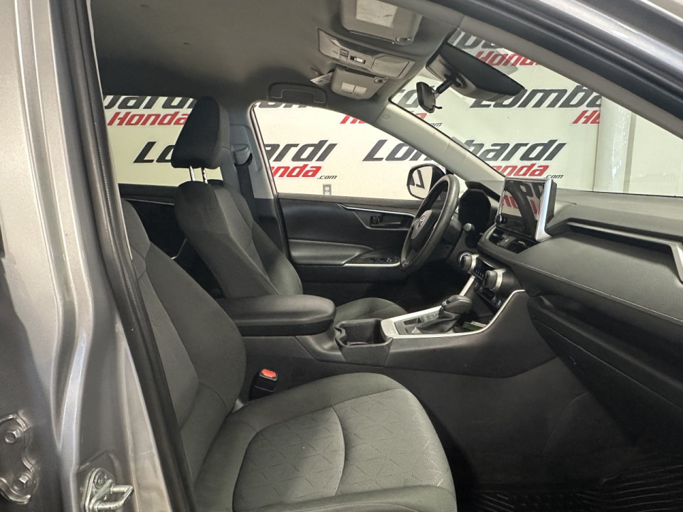 2024 Toyota RAV4 - Image 23