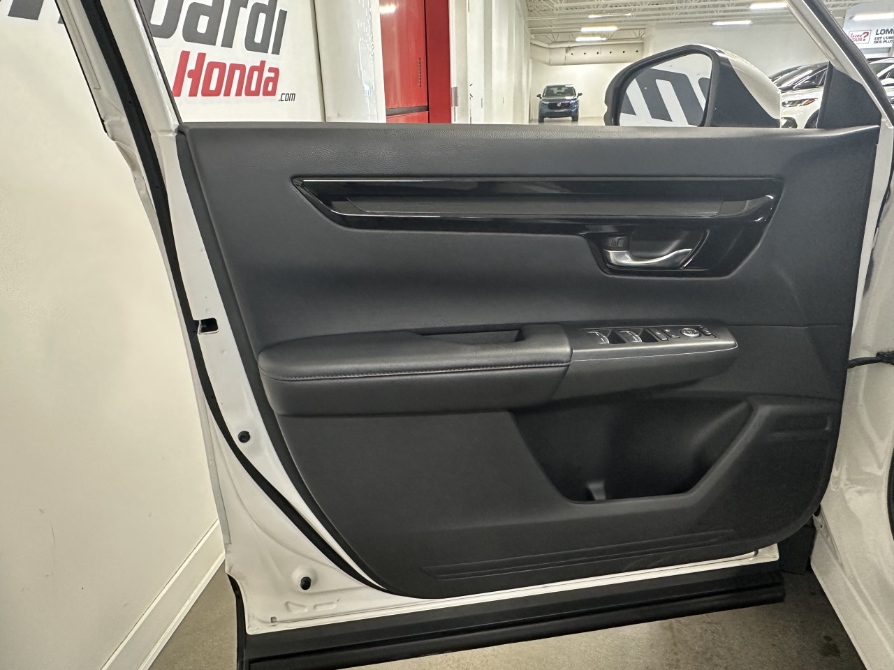 2023 Honda CR-V - Image 12