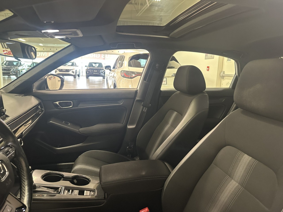 2022 Honda Civic - Image 15