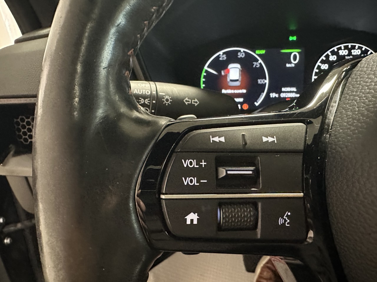 2023 Honda CR-V hybride - Image 15