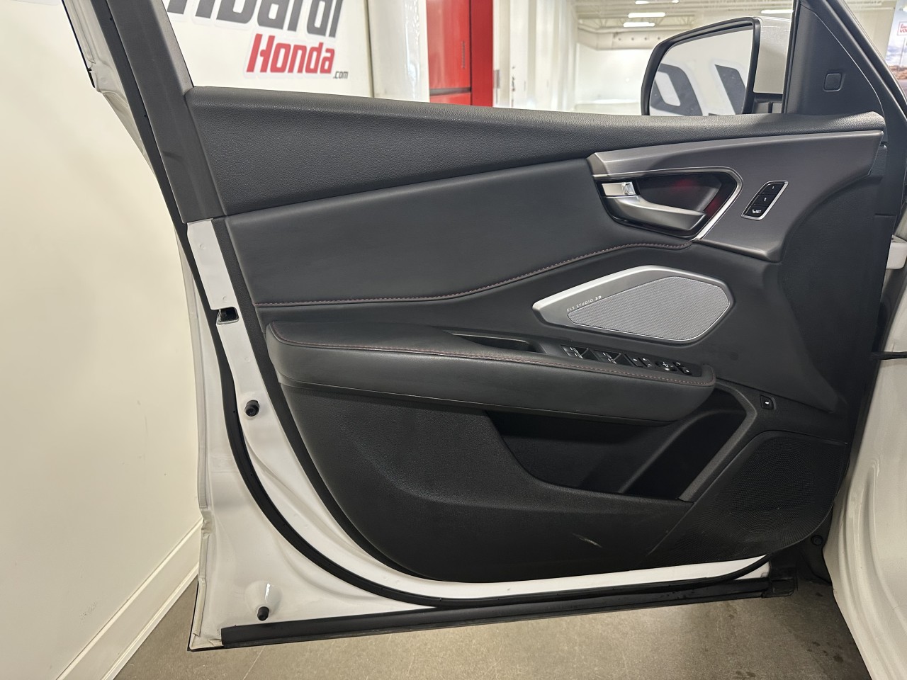 2021 Acura RDX - Image 11