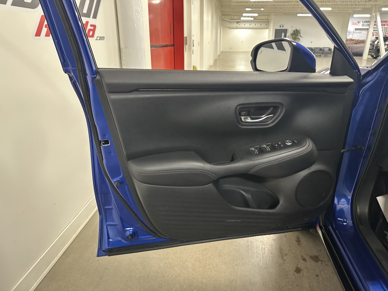 2023 Honda HR-V - Image 13
