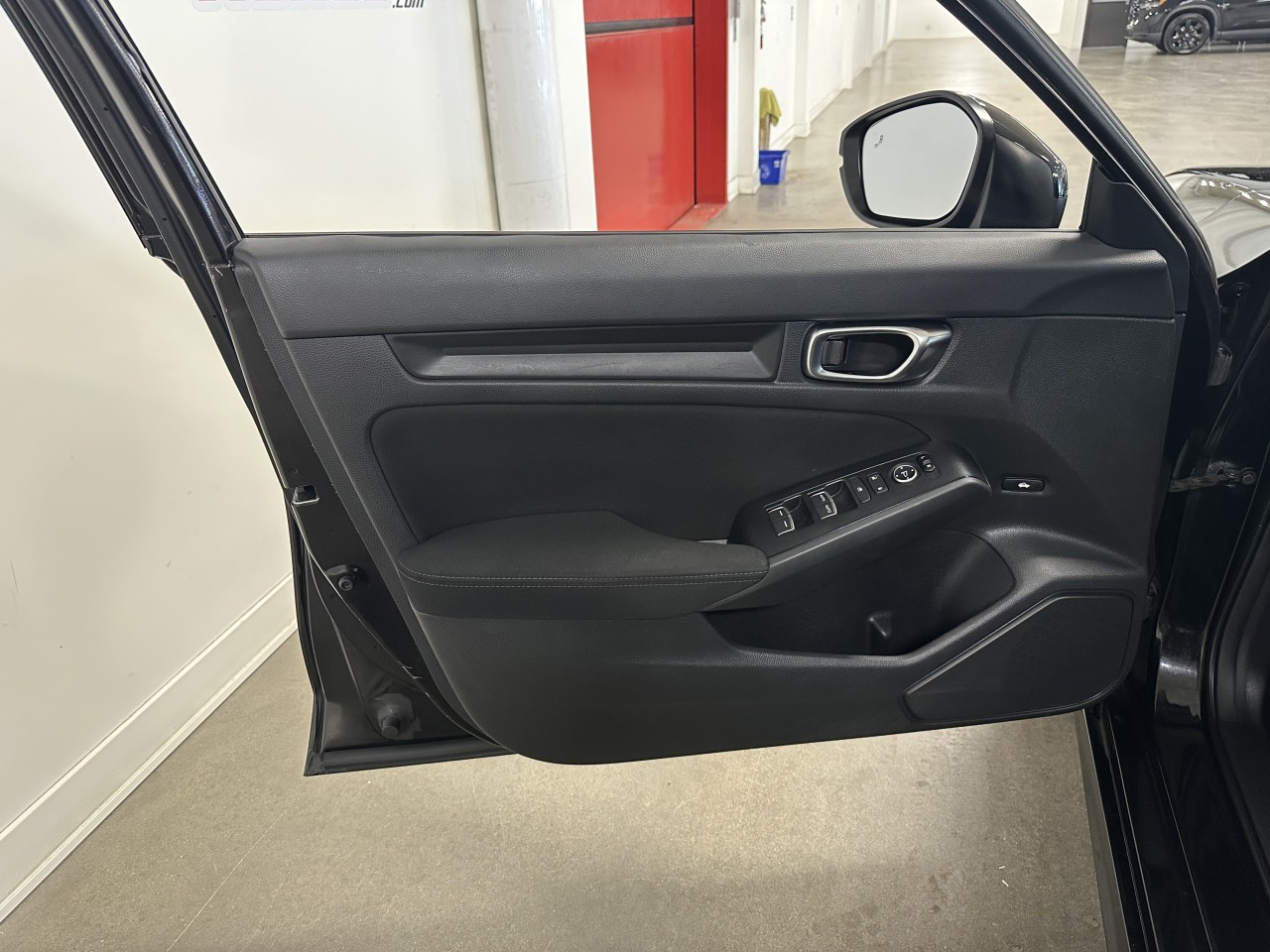 2023 Honda Civic - Image 12
