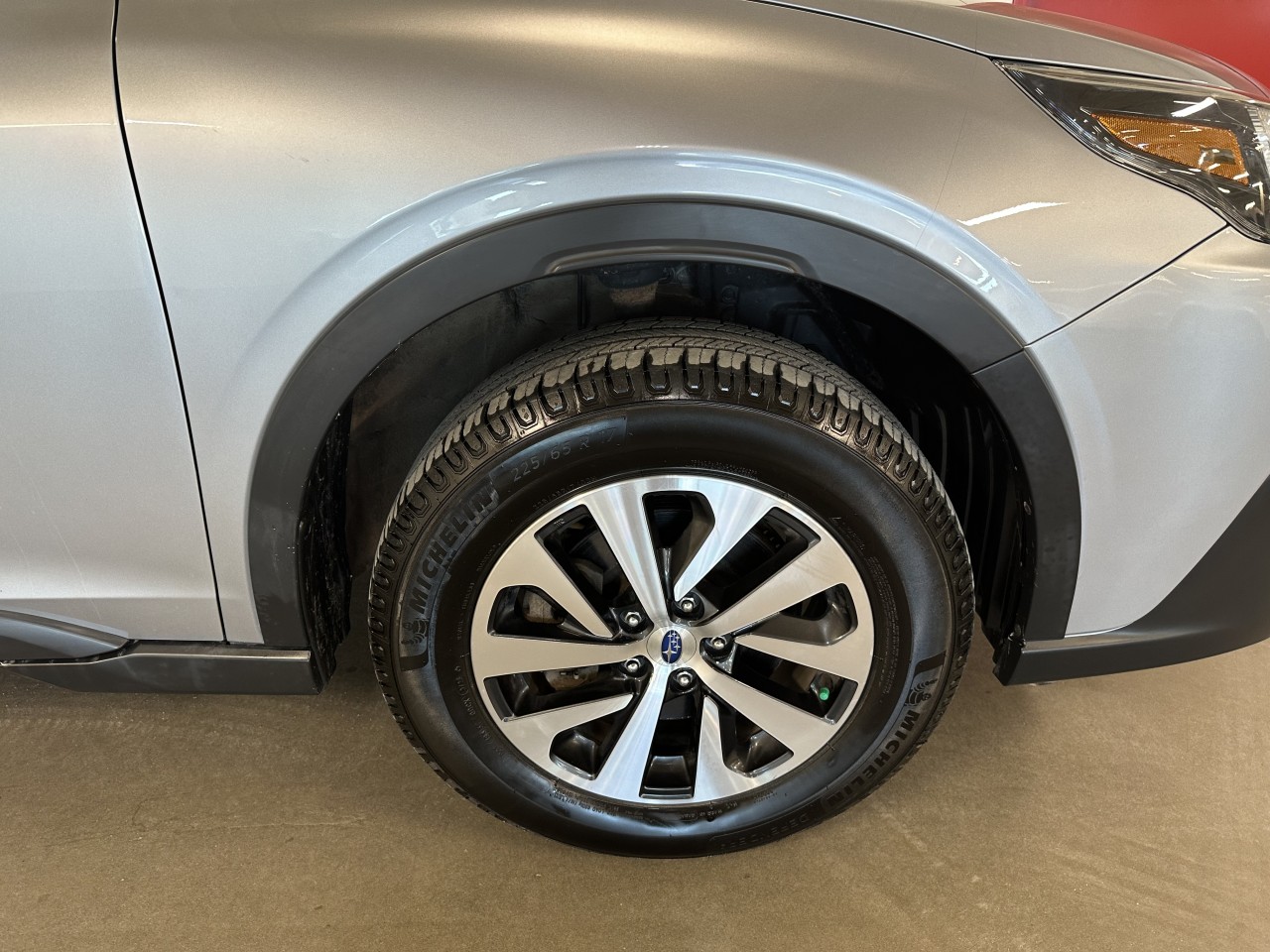 2020 Subaru Outback - Image 7