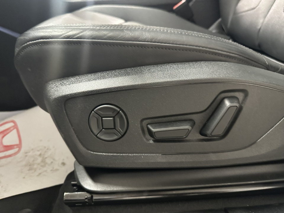 2025 Audi Q3 - Image 13