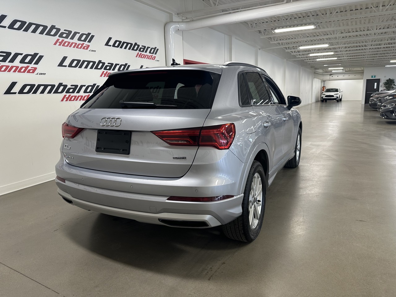 2025 Audi Q3 - Image 30