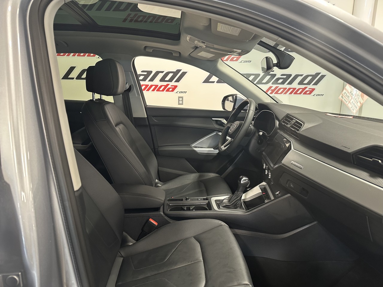 2025 Audi Q3 - Image 42