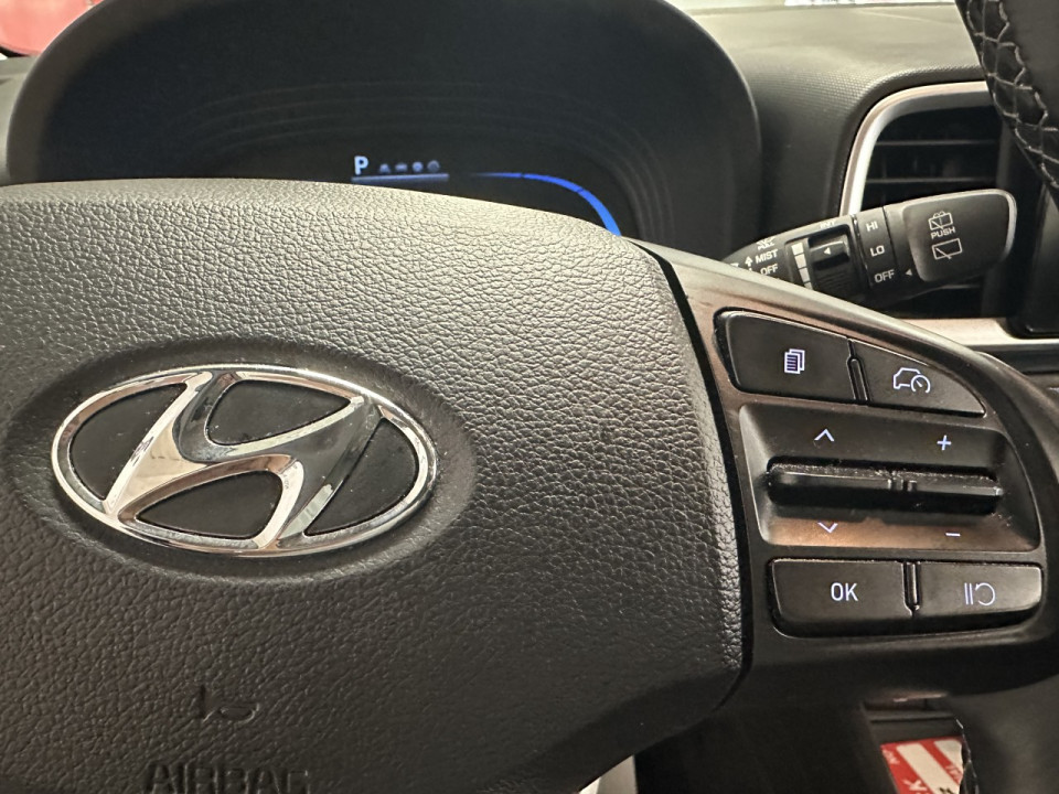 2024 Hyundai Venue - Image 15