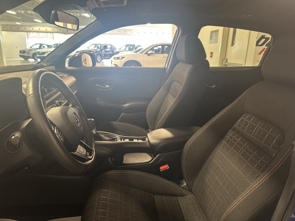 2025 Honda HR-V - Image 10
