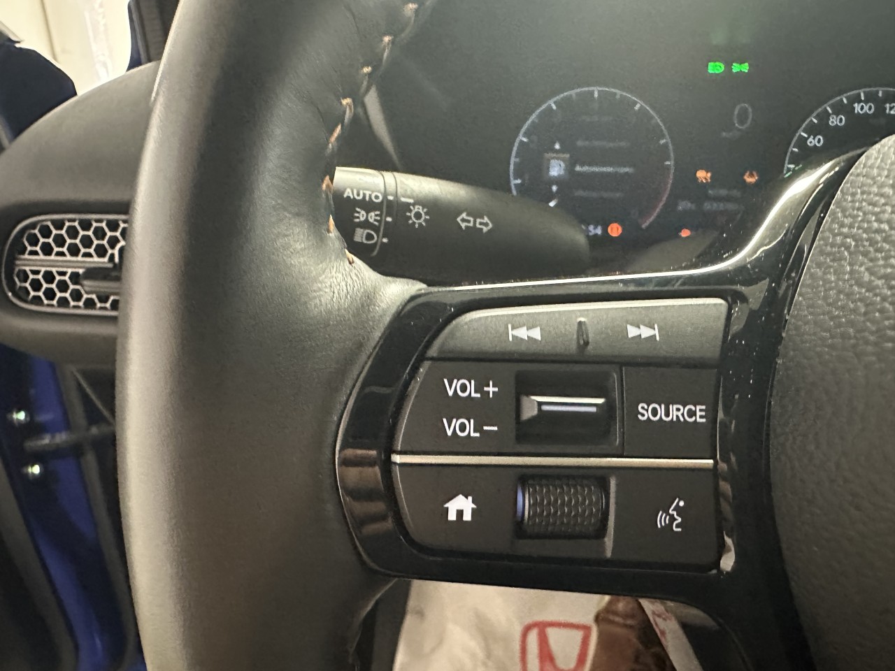 2025 Honda HR-V - Image 12