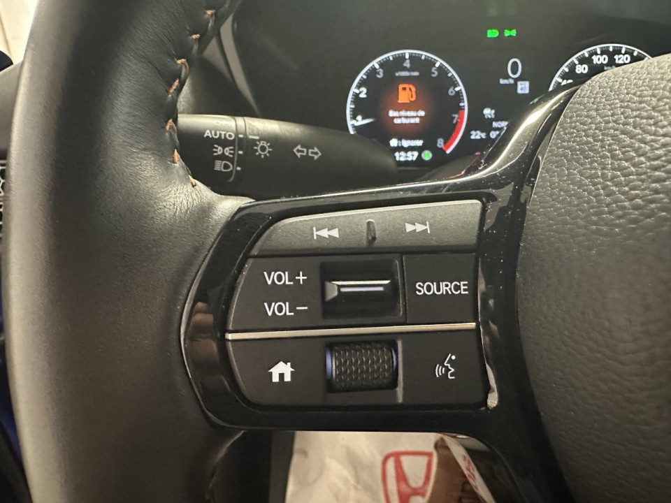 2025 Honda HR-V - Image 17
