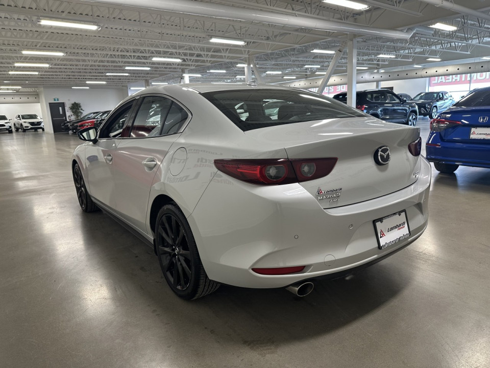 2024 Mazda 3 - Image 10