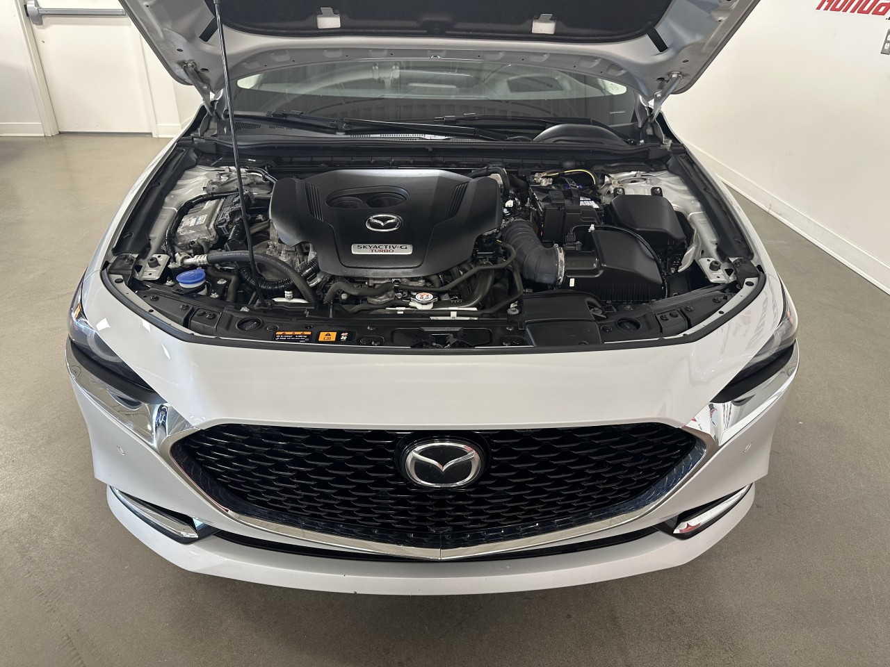 2024 Mazda 3 - Image 18